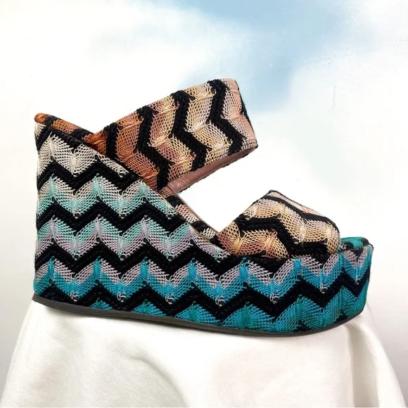 【Missoni】 Zig Zagレザー wedgeサンダル NEW Missoni ZigZag Chevron Wedge Peep Open Toe Shoe Sandal